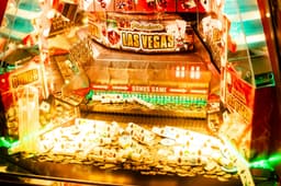 Wolf Gold: păcănele cu jackpot fix și funcții bonus