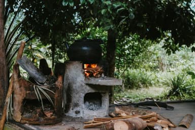 Recenzie: 20 Burning Hot – clasic, volatil, românesc