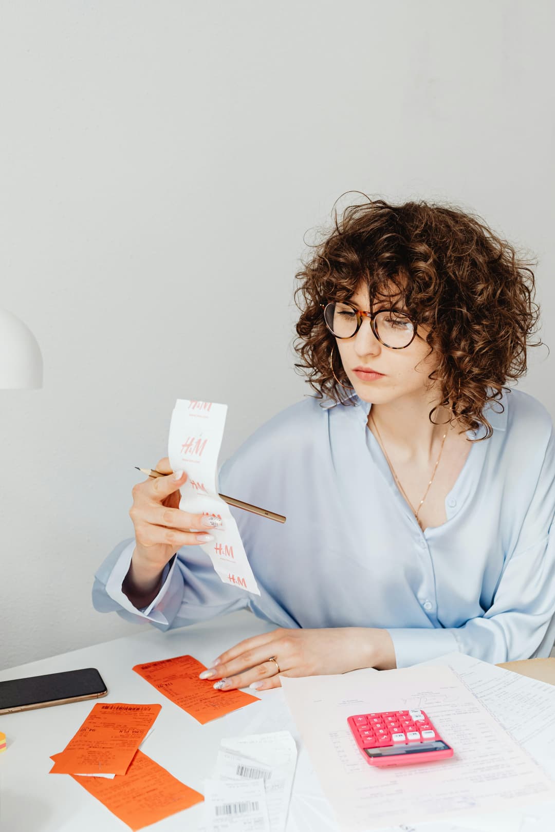 Miza ideală în raport cu bugetul tău – calcul detaliat
